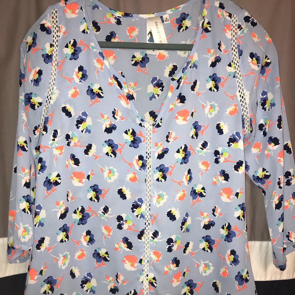 Society Girl Small women’s blouse like new